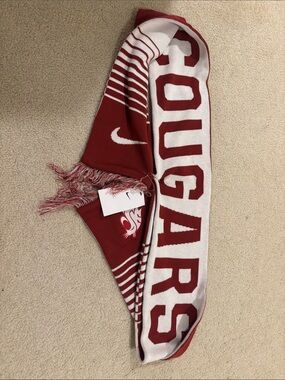 BNWT WSU Cougar Nike Rally Scarf